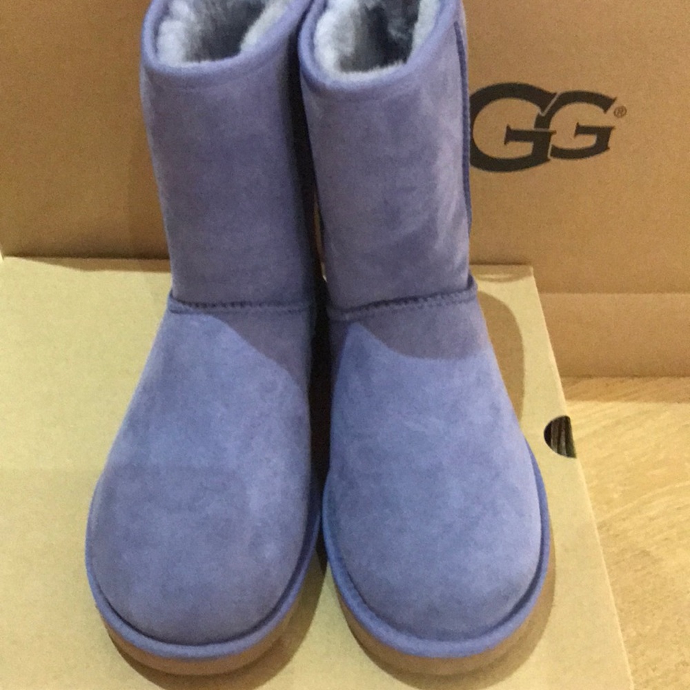 Ugg classic short beautiful blue boots nwt - Picture 4 of 6